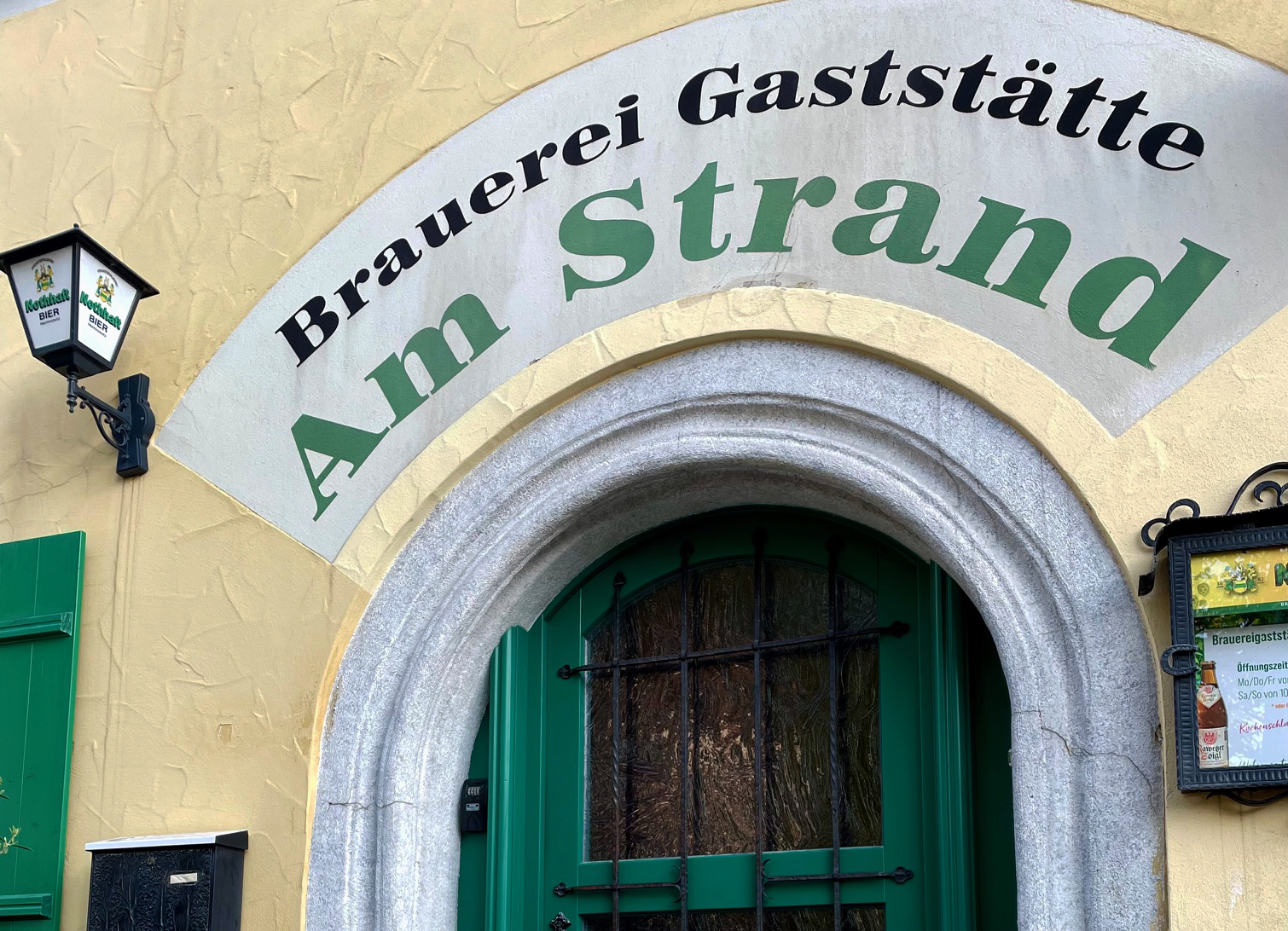 Seit knapp 100 Jahren heißt die Brauereigaststätte der Nothhaft-Brauerei in Marktredwitz "Am Strand".